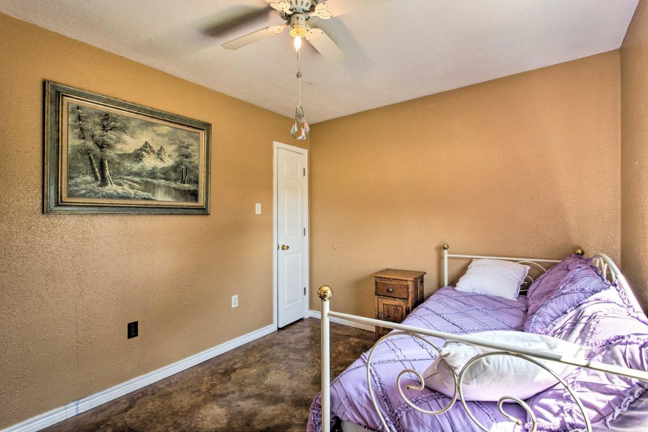 Texas Cabin On 130 Acres Walk To Lake Ray Roberts Collinsville 외부 사진